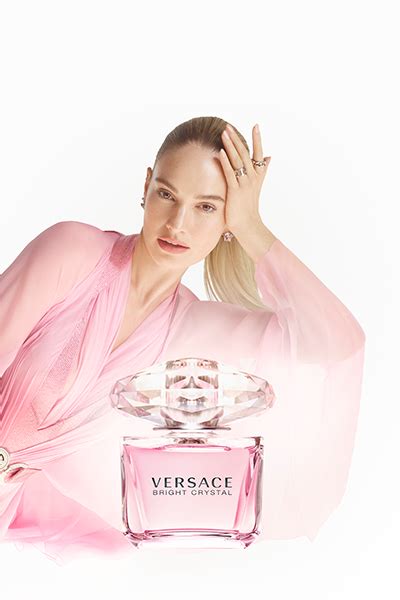 pubblicità versace bright crystal 2023|versace bright crystal commercial.